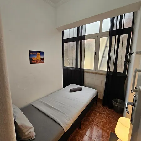 Single Luminous Lisboa