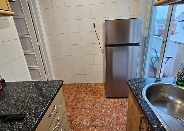 Single Luminous Lisboa