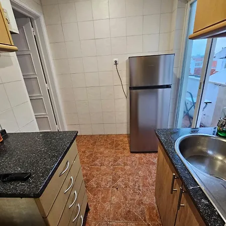 Single Luminous Lisbon